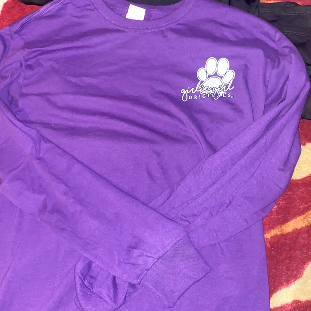 Lone sleeve tshirt for my dog moms 🐶